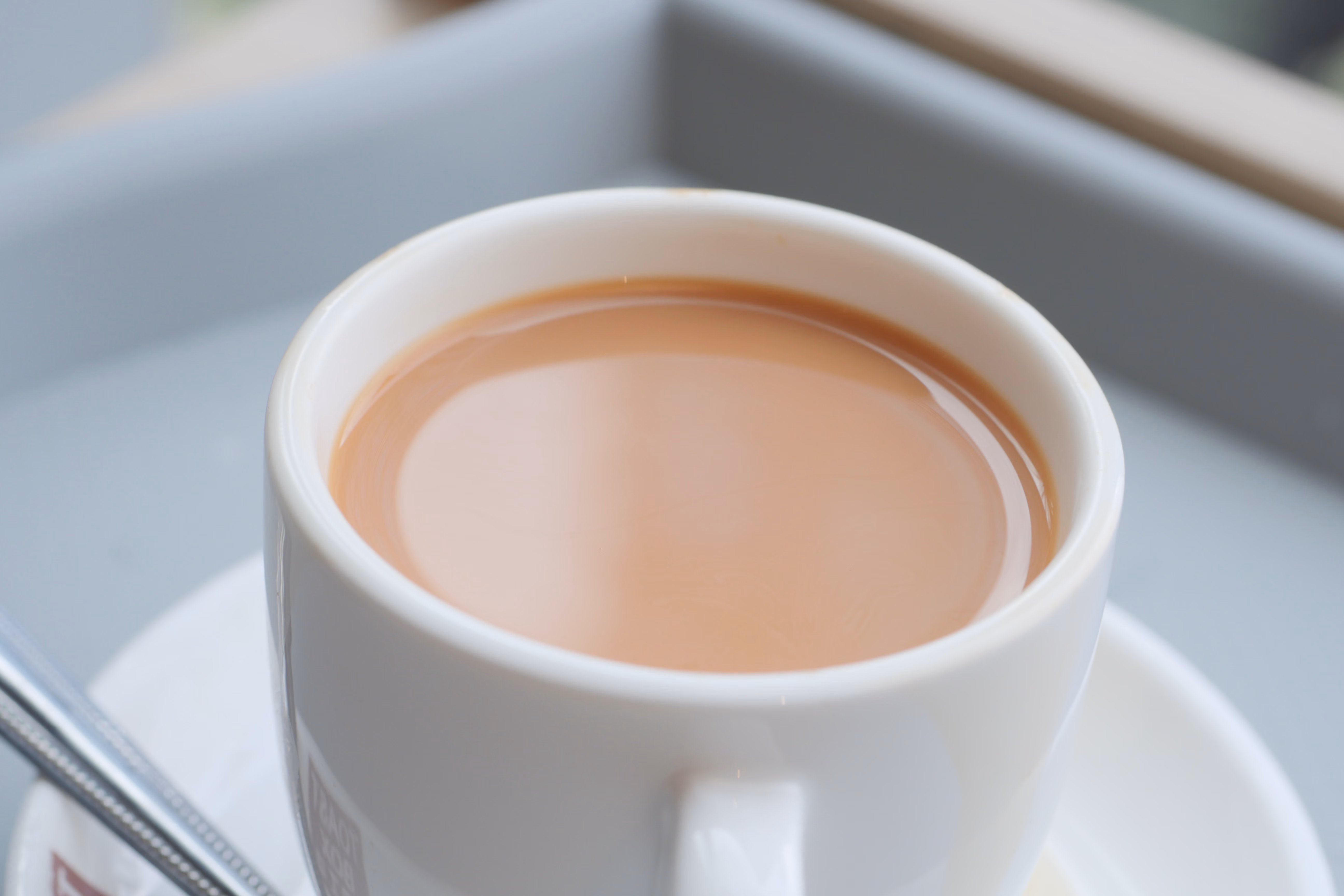 潮闻小记者探索茶文化：从泡茶到品茶的美妙体验